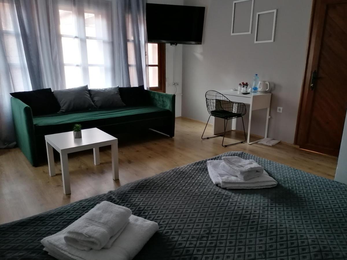 Mon Accommodation Free Parking Nis Luaran gambar